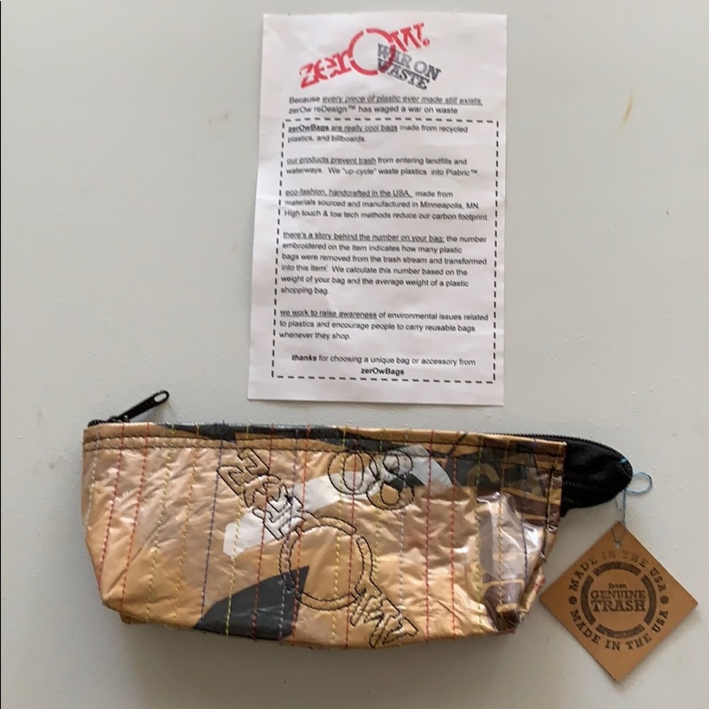 Makeup Case Made Out of Recycled Plastics